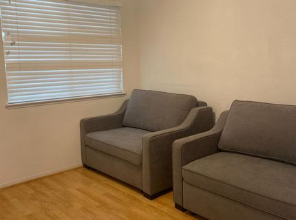 7566 Sunmore Ln, Sacramento, CA 95828 Photo