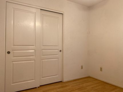 7566 Sunmore Ln, Sacramento, CA 95828 Photo