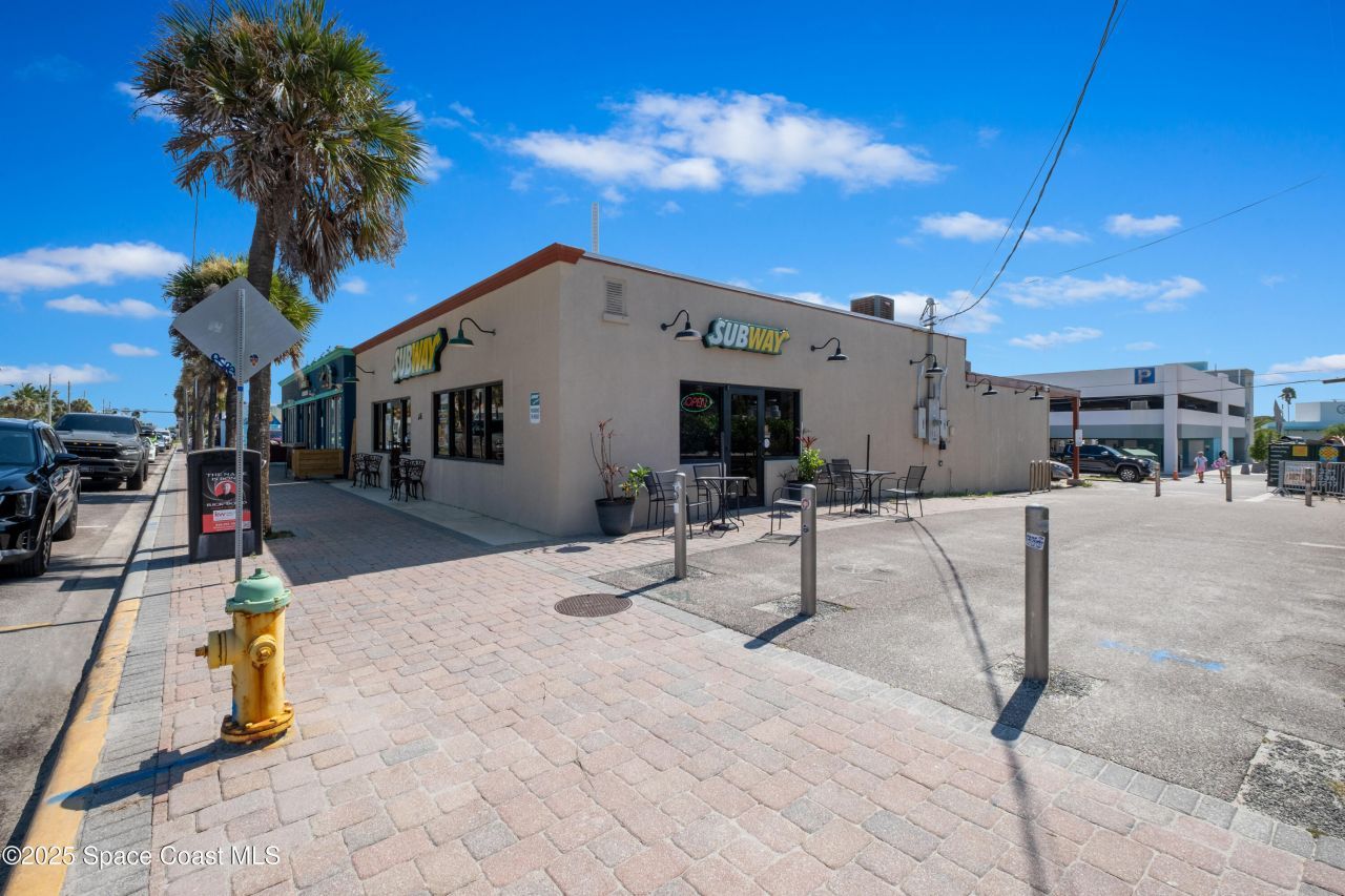 26 S Atlantic Avenue, Cocoa Beach, FL 32931 Photo
