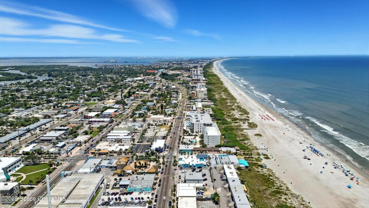 26 S Atlantic Avenue, Cocoa Beach, FL 32931 Photo