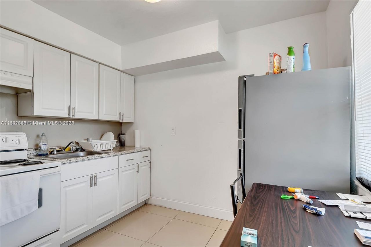 848 NW 2nd Ave, Fort Lauderdale, FL 33311 Photo