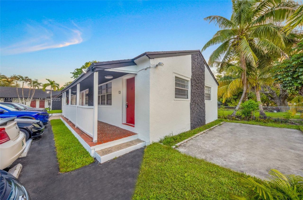 2314 Polk St, Hollywood, FL 33020 Photo