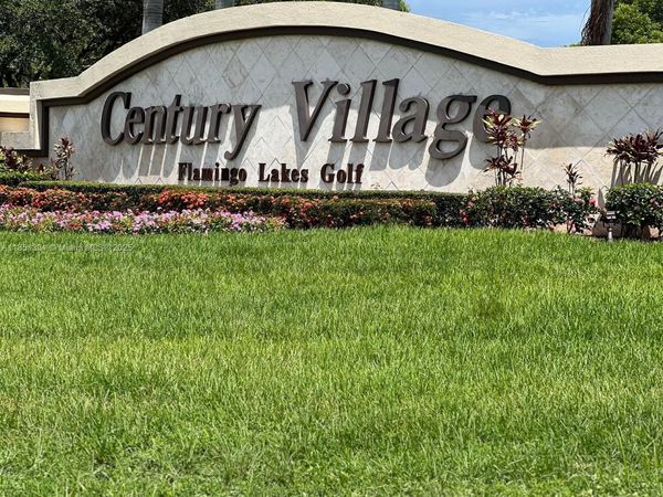 1400 SW 124th Ter, Unit 109Q, Pembroke Pines, FL 33027