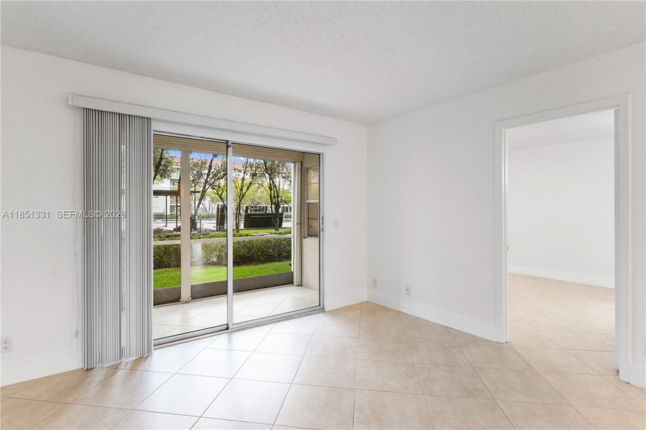 1400 SW 124th Ter, Unit 109Q, Pembroke Pines, FL 33027 Photo