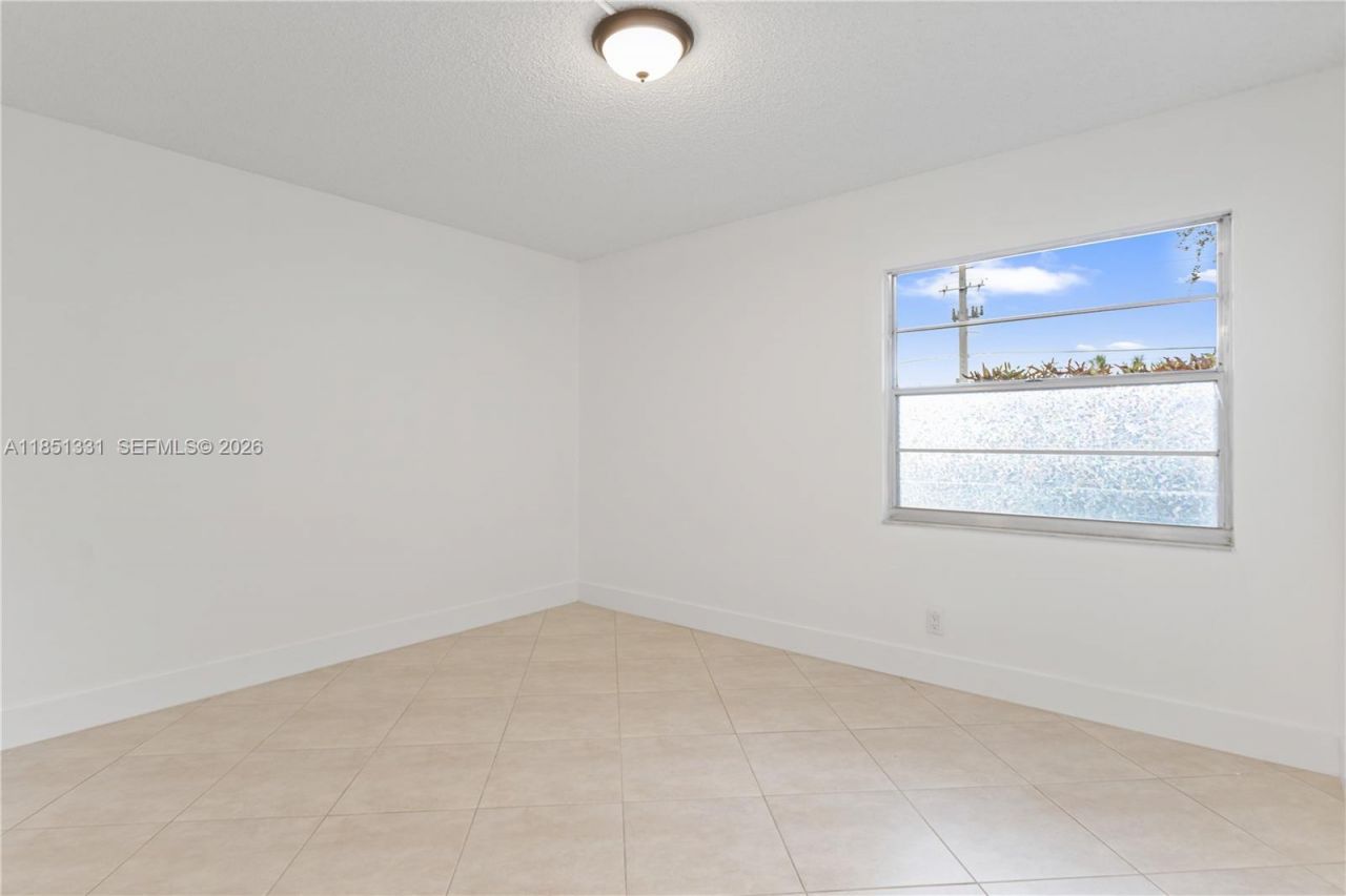 1400 SW 124th Ter, Unit 109Q, Pembroke Pines, FL 33027 Photo