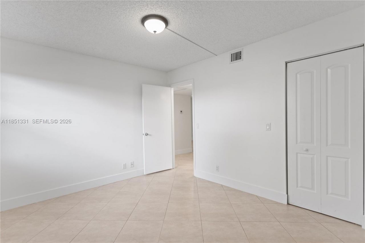 1400 SW 124th Ter, Unit 109Q, Pembroke Pines, FL 33027 Photo