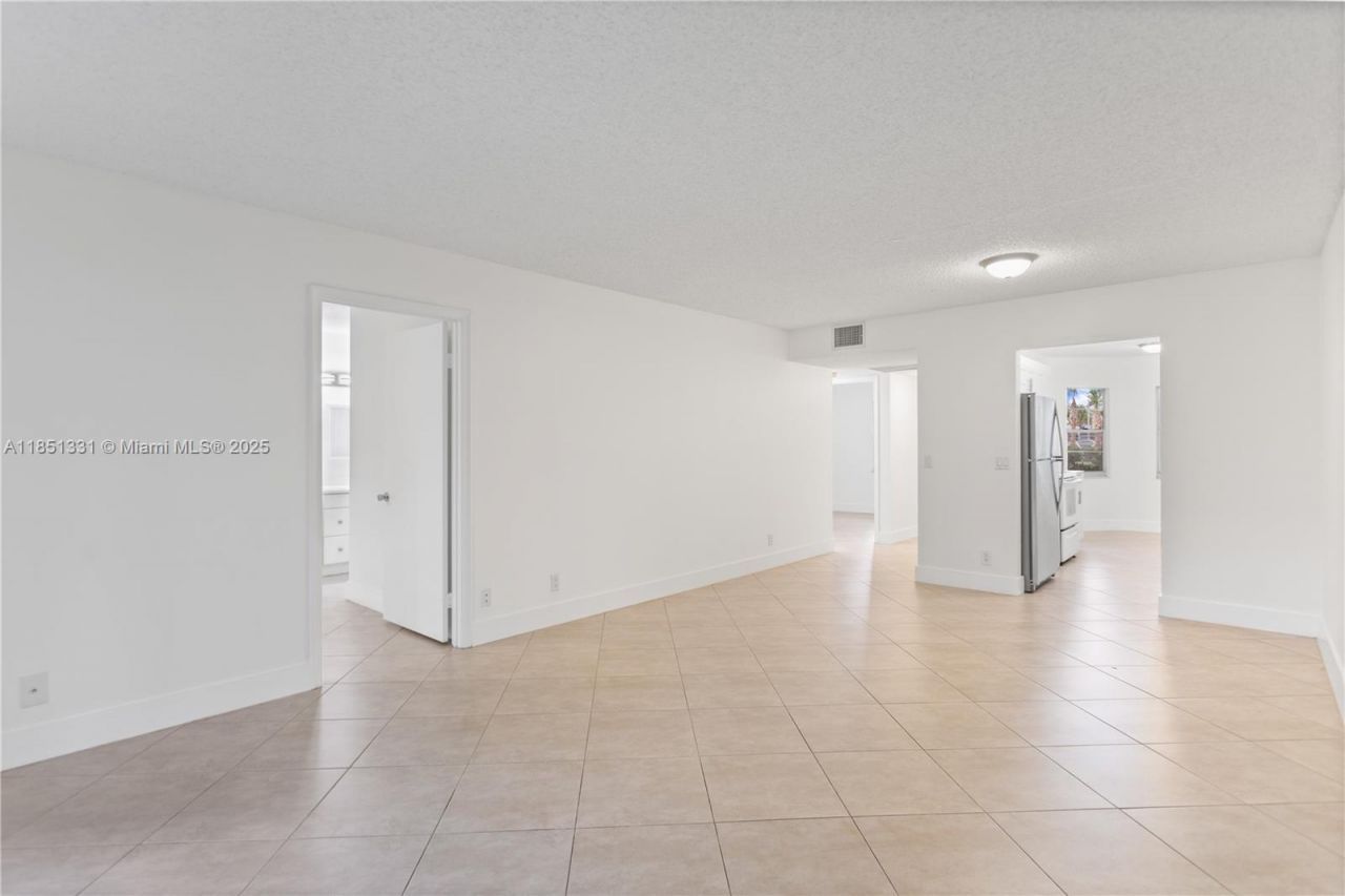 1400 SW 124th Ter, Unit 109Q, Pembroke Pines, FL 33027 Photo