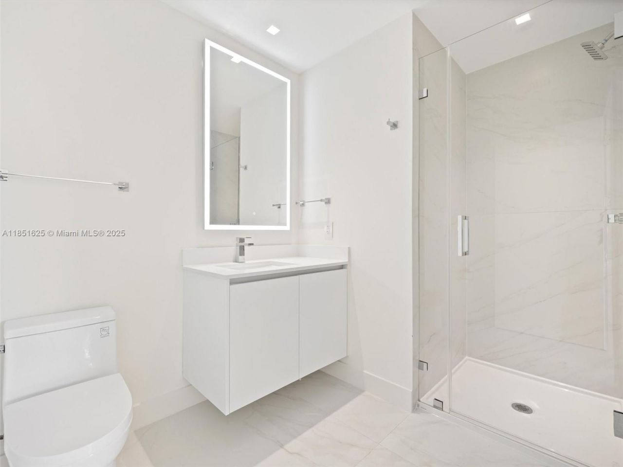 700 NE 24th St, Unit 4305, Miami, FL 33137 Photo