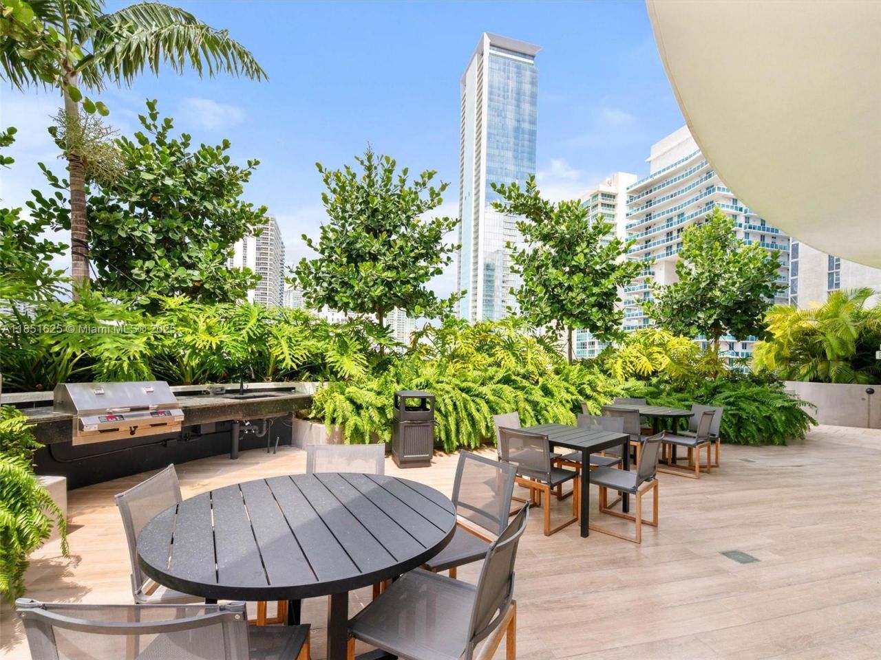 700 NE 24th St, Unit 4305, Miami, FL 33137 Photo