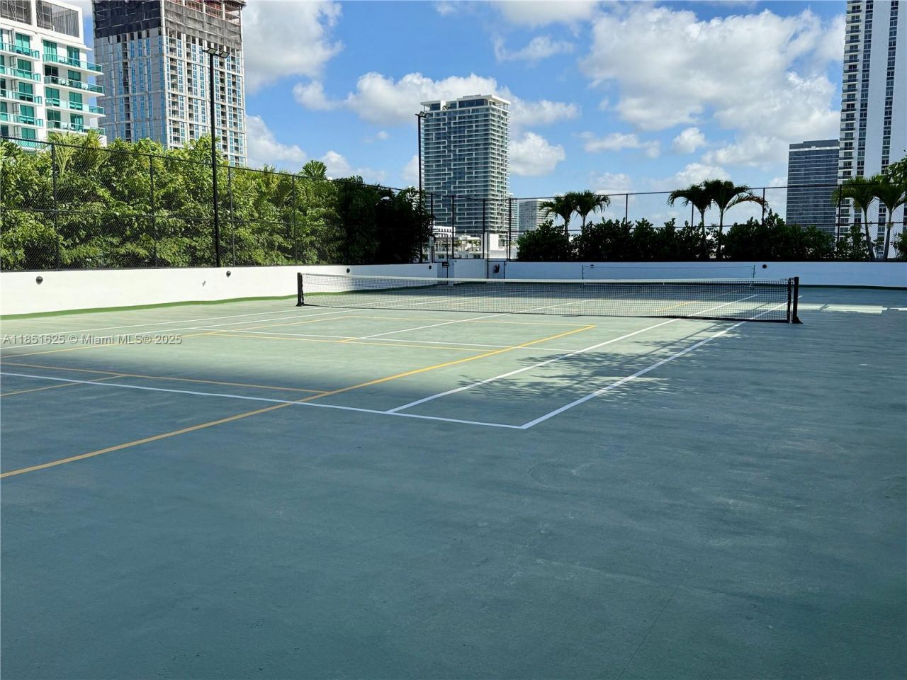 700 NE 24th St, Unit 4305, Miami, FL 33137 Photo