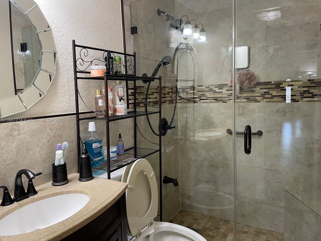 1847 W 2nd Ave, Hialeah, FL 33010 Photo