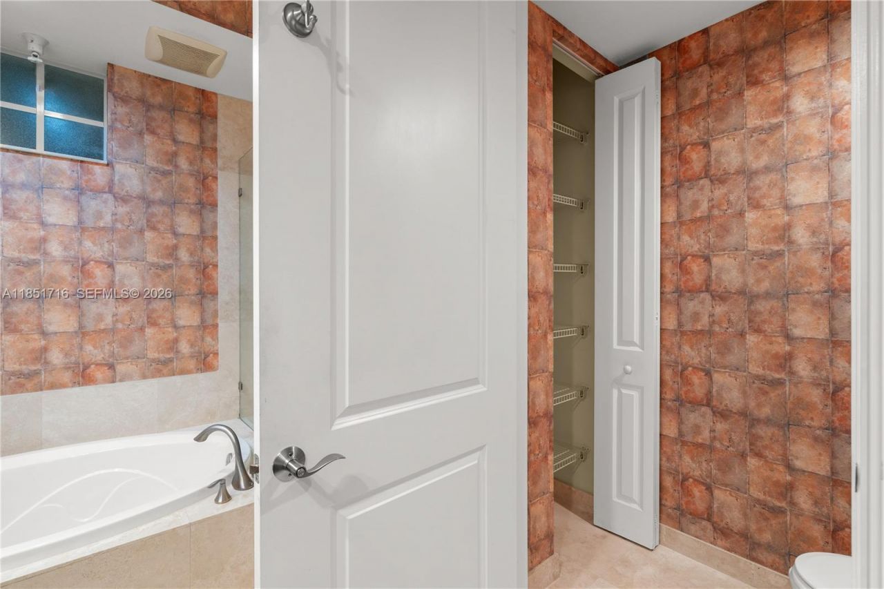 3055 NW 126th Ave, Unit 107, Sunrise, FL 33323 Photo