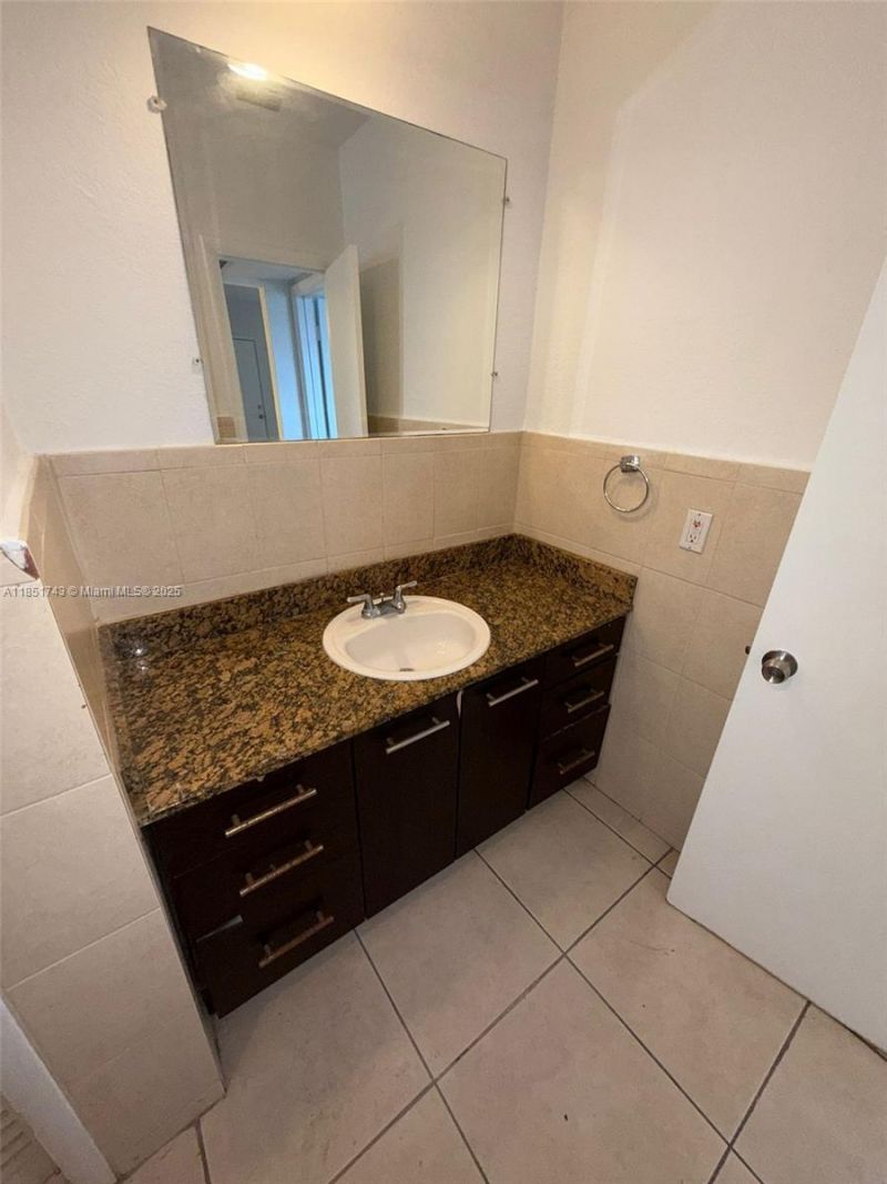 13700 NE 6th Ave, Unit 301, North Miami, FL 33161 Photo