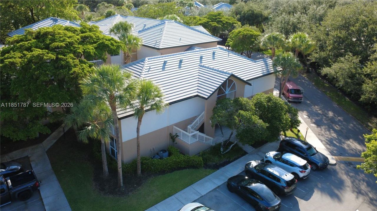 9877 Westview Dr, Unit 628, Coral Springs, FL 33076 Photo