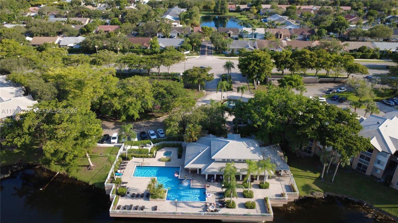 9877 Westview Dr, Unit 628, Coral Springs, FL 33076 Photo