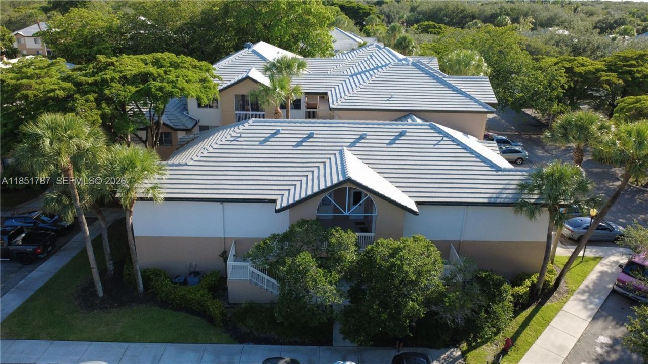 9877 Westview Dr, Unit 628, Coral Springs, FL 33076 Photo