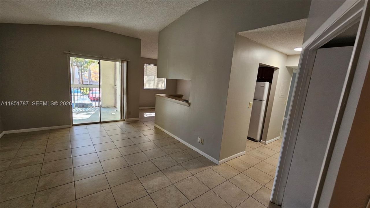 9877 Westview Dr, Unit 628, Coral Springs, FL 33076 Photo