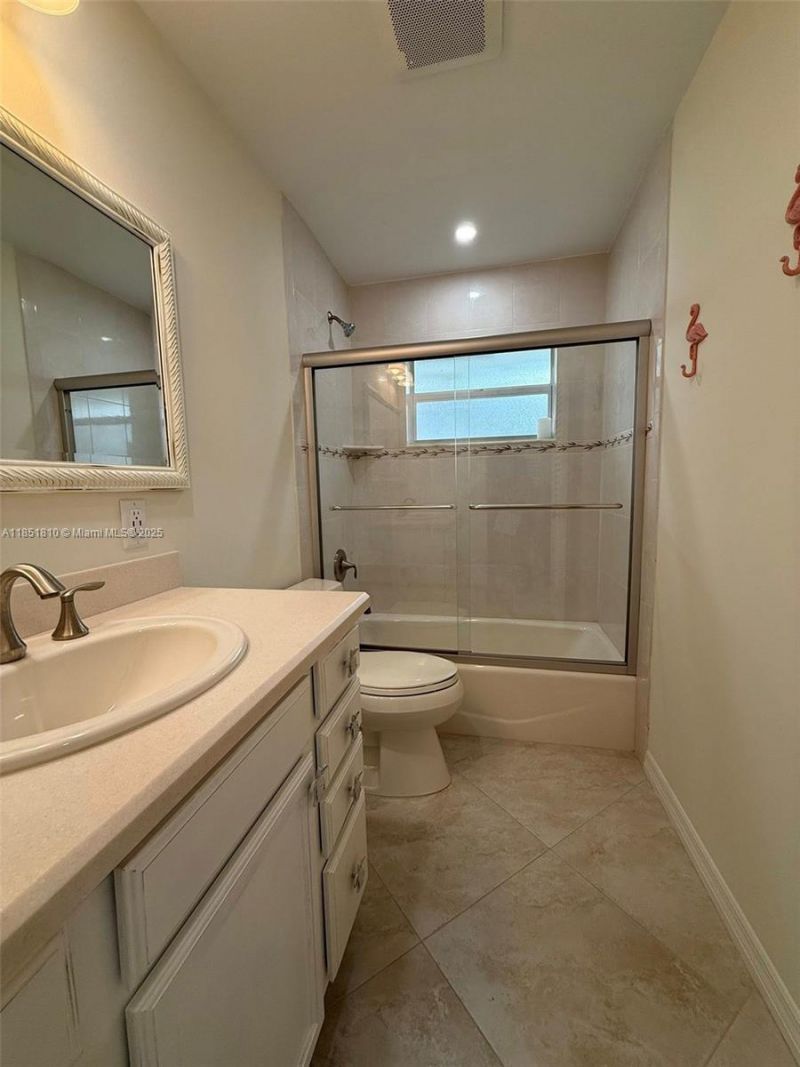 2929 SE Ocean Blvd, Unit 143-10, Stuart, FL 34996 Photo