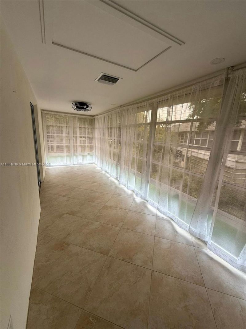 2929 SE Ocean Blvd, Unit 143-10, Stuart, FL 34996 Photo