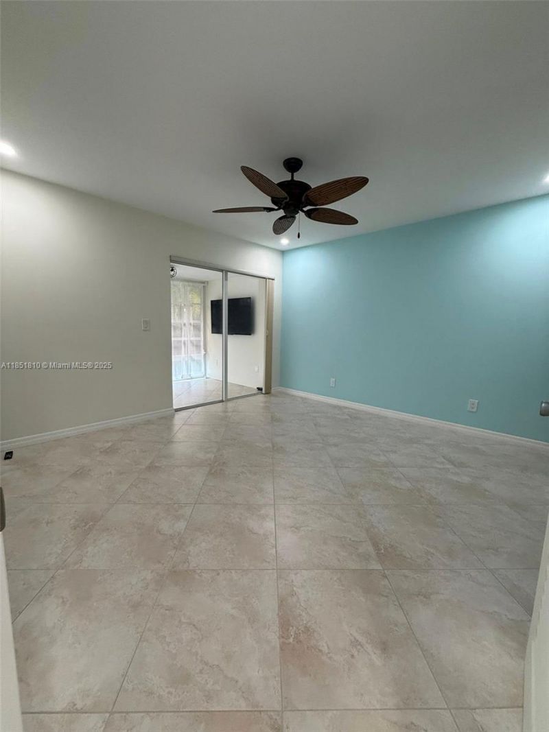 2929 SE Ocean Blvd, Unit 143-10, Stuart, FL 34996 Photo