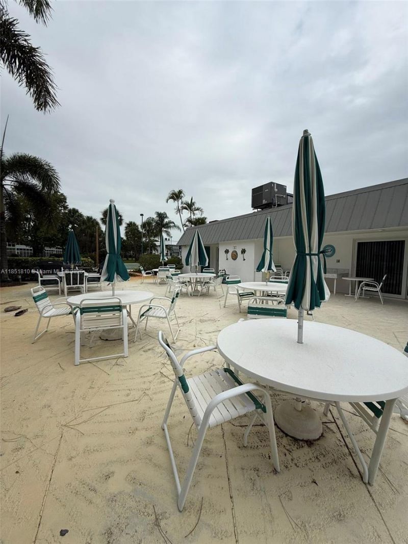2929 SE Ocean Blvd, Unit 143-10, Stuart, FL 34996 Photo