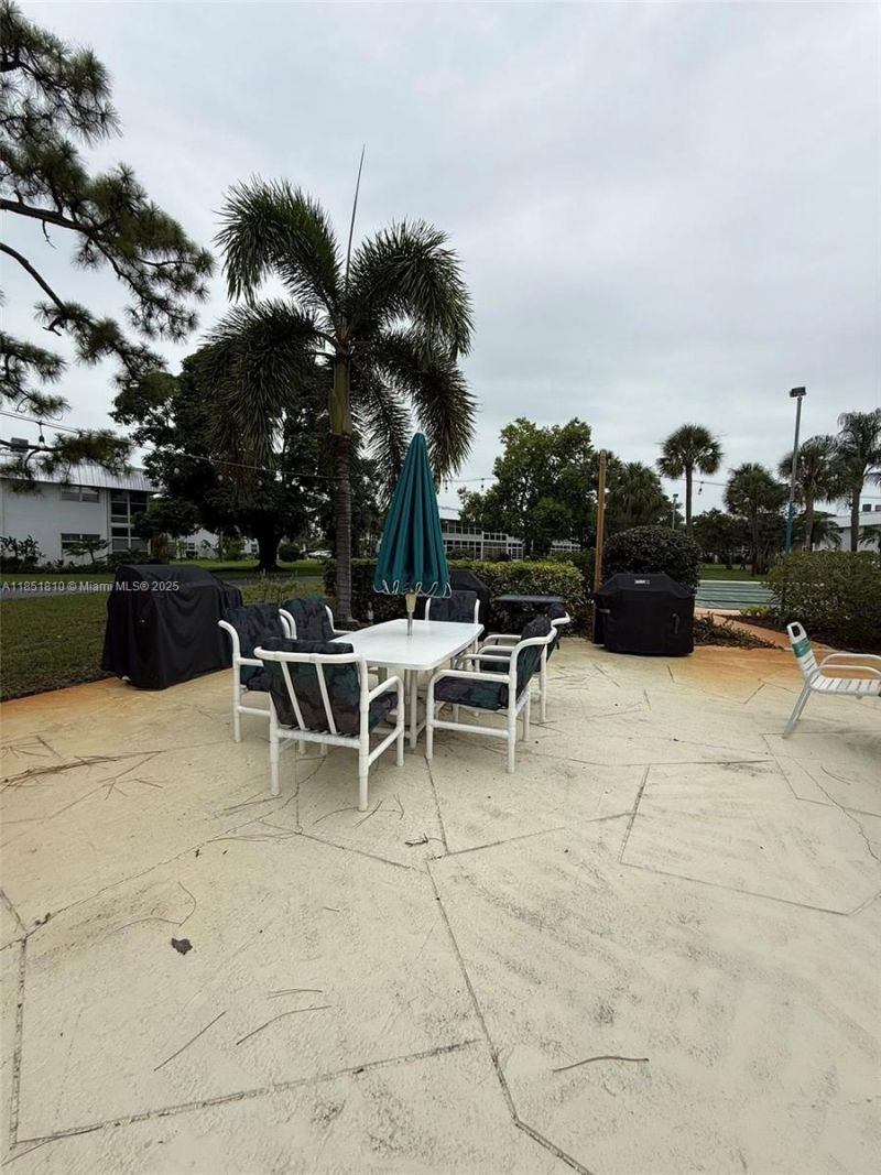 2929 SE Ocean Blvd, Unit 143-10, Stuart, FL 34996 Photo