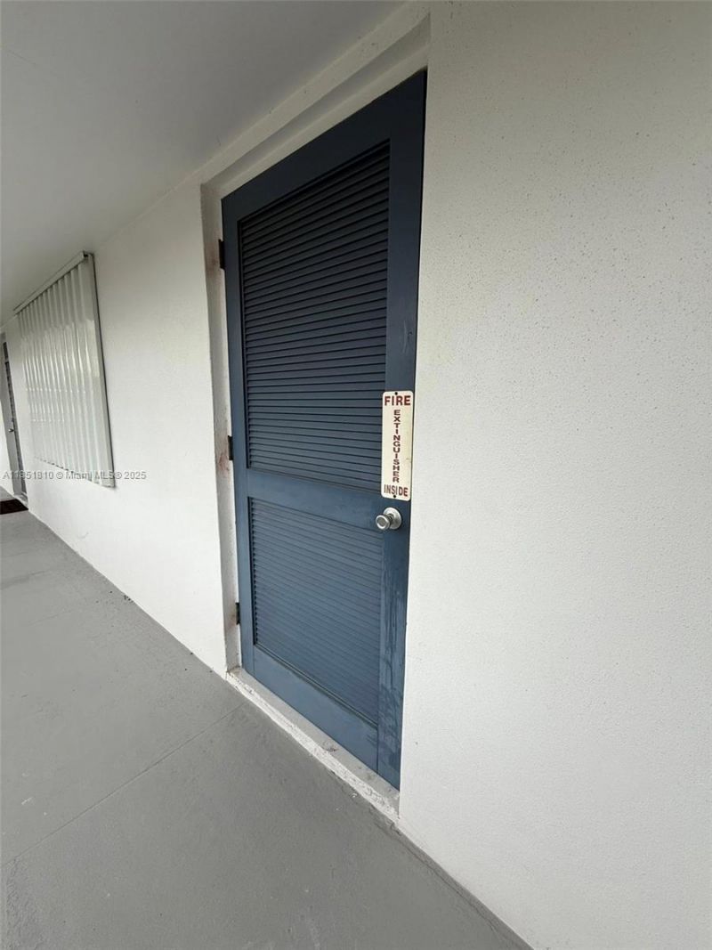 2929 SE Ocean Blvd, Unit 143-10, Stuart, FL 34996 Photo
