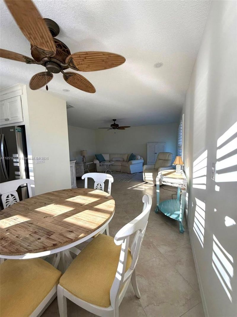 2929 SE Ocean Blvd, Unit 143-10, Stuart, FL 34996 Photo