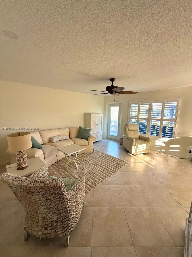 2929 SE Ocean Blvd, Unit 143-10, Stuart, FL 34996 Photo
