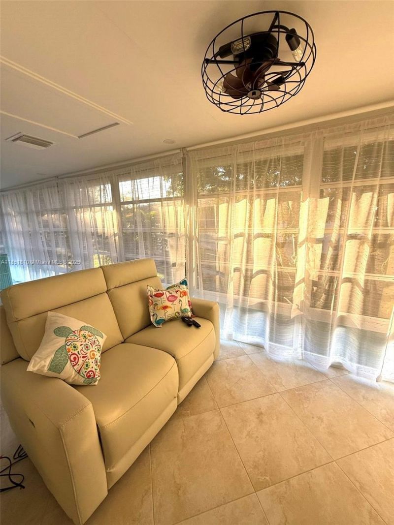 2929 SE Ocean Blvd, Unit 143-10, Stuart, FL 34996 Photo