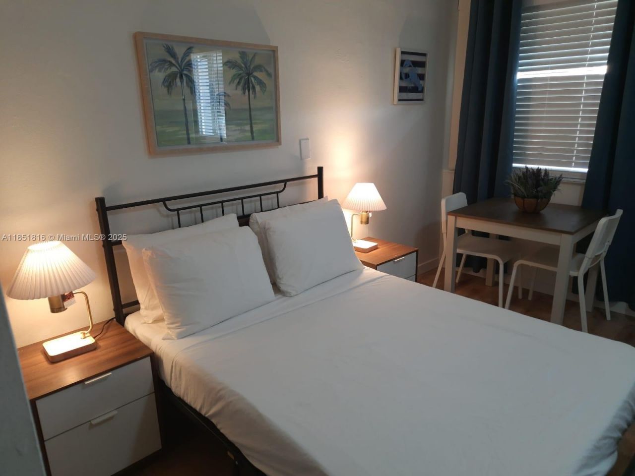 709 NE 2nd Ct, Unit 2, Hallandale Beach, FL 33009 Photo