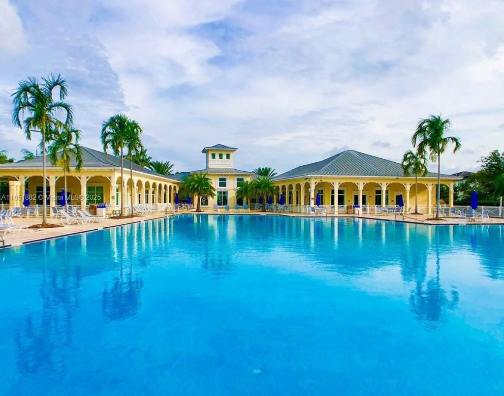 2933 SE 2nd Dr, Unit 2, Homestead, FL 33033 Photo