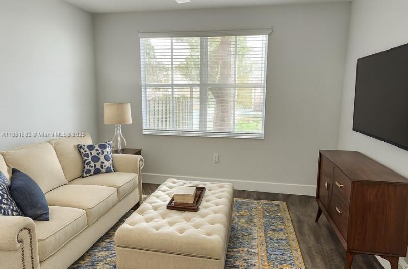 2933 SE 2nd Dr, Unit 2, Homestead, FL 33033 Photo