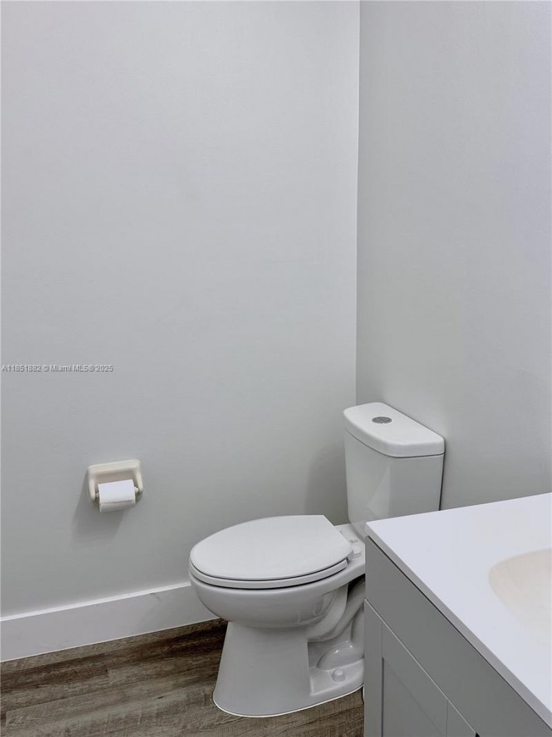 2933 SE 2nd Dr, Unit 2, Homestead, FL 33033 Photo