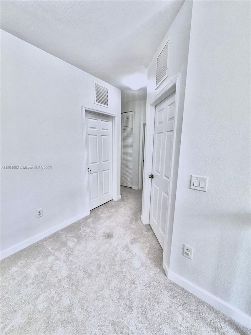 2933 SE 2nd Dr, Unit 2, Homestead, FL 33033 Photo