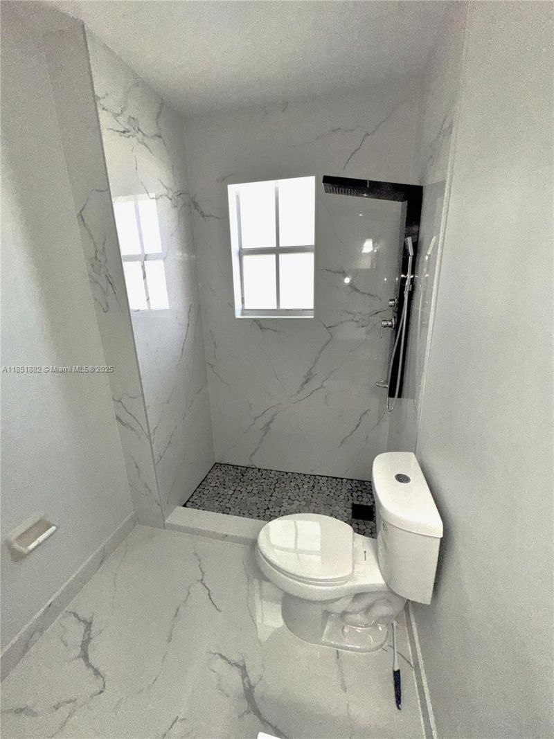 2933 SE 2nd Dr, Unit 2, Homestead, FL 33033 Photo