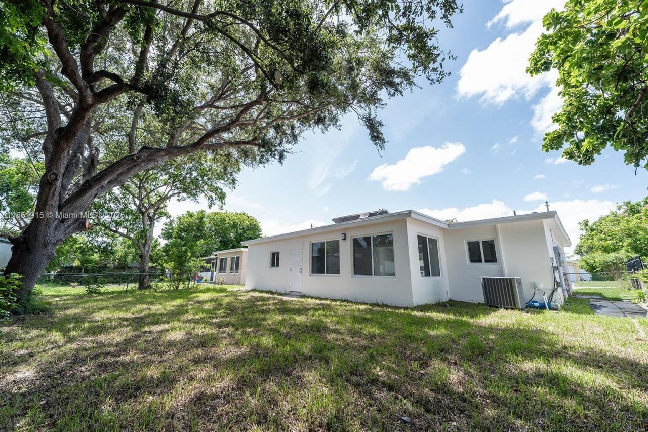 7721 Indigo St, Miramar, FL 33023 Photo