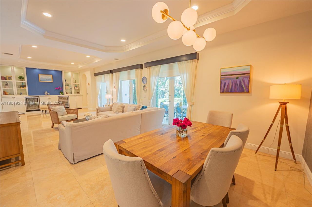 5815 SW 27th St, Miami, FL 33155 Photo