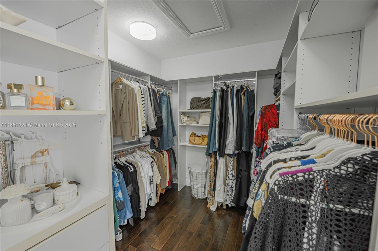 5815 SW 27th St, Miami, FL 33155 Photo