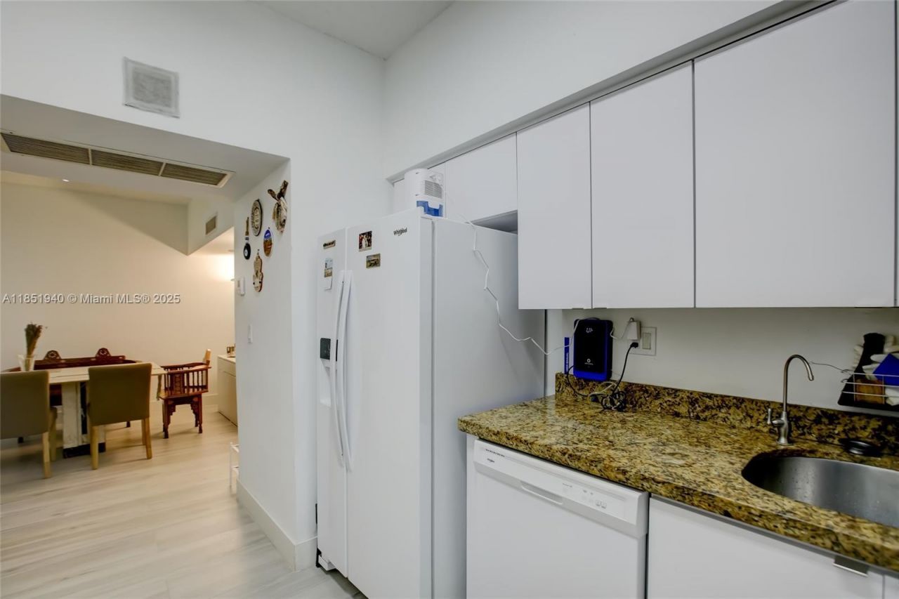 3300 NE 191st St, Unit 114, Aventura, FL 33180 Photo