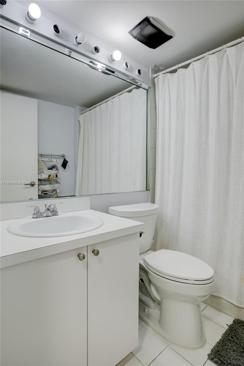 3300 NE 191st St, Unit 114, Aventura, FL 33180 Photo