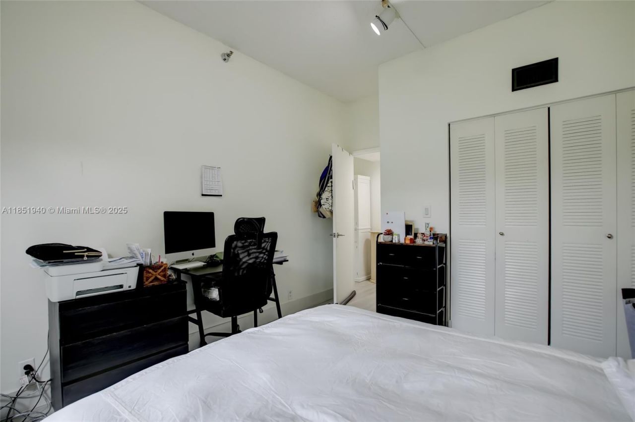 3300 NE 191st St, Unit 114, Aventura, FL 33180 Photo