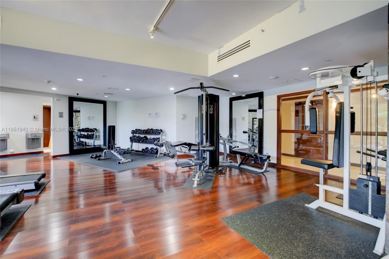 3300 NE 191st St, Unit 114, Aventura, FL 33180 Photo