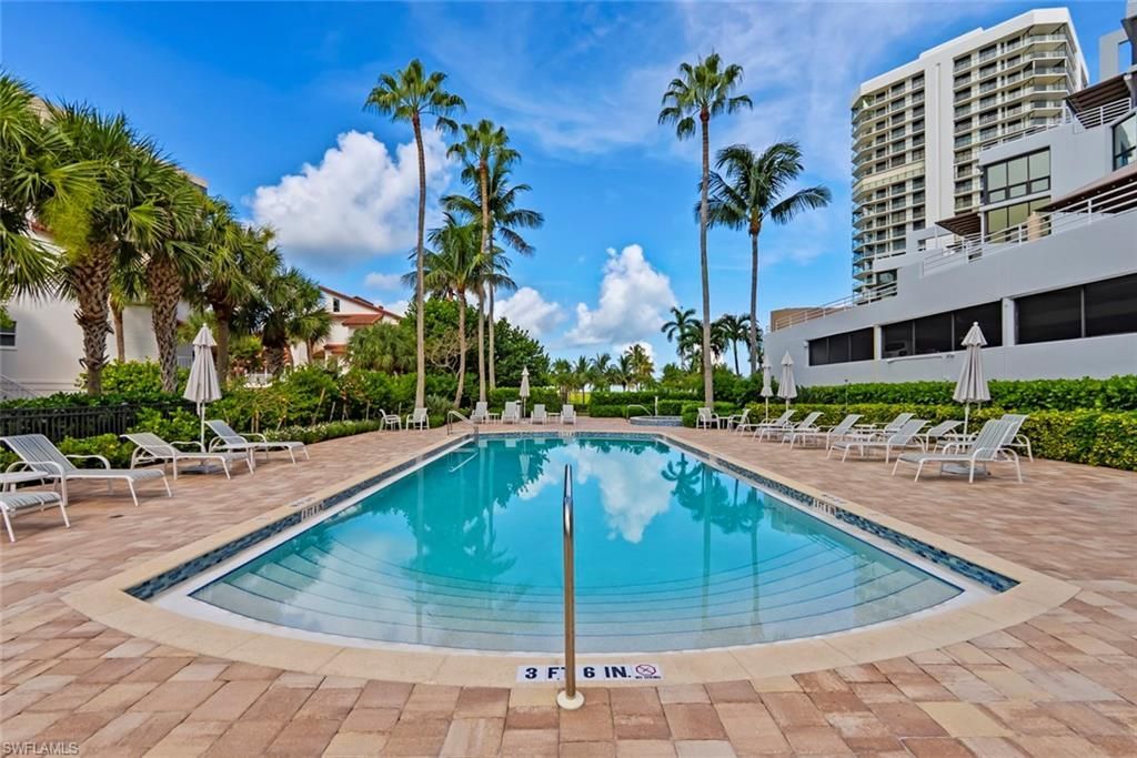 4751 Gulf Shore Blvd N, Unit 1406, Naples, FL 34103 Photo