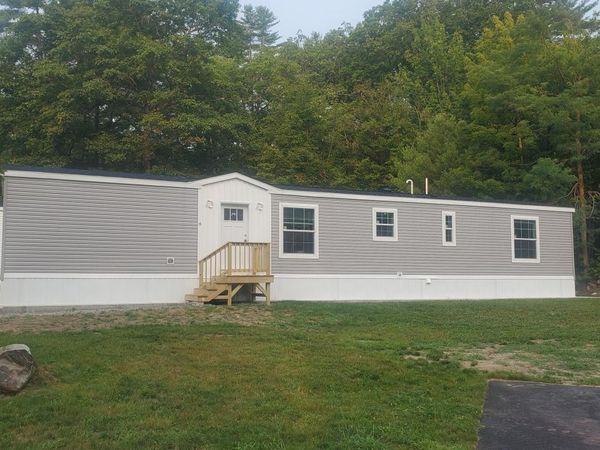 6 Laurik Lane, Naples, ME 04055