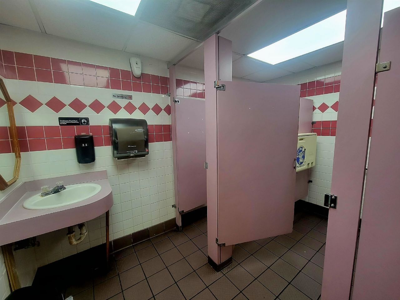 2275 S Byron Butler Parkway, Perry, FL 32348 Photo