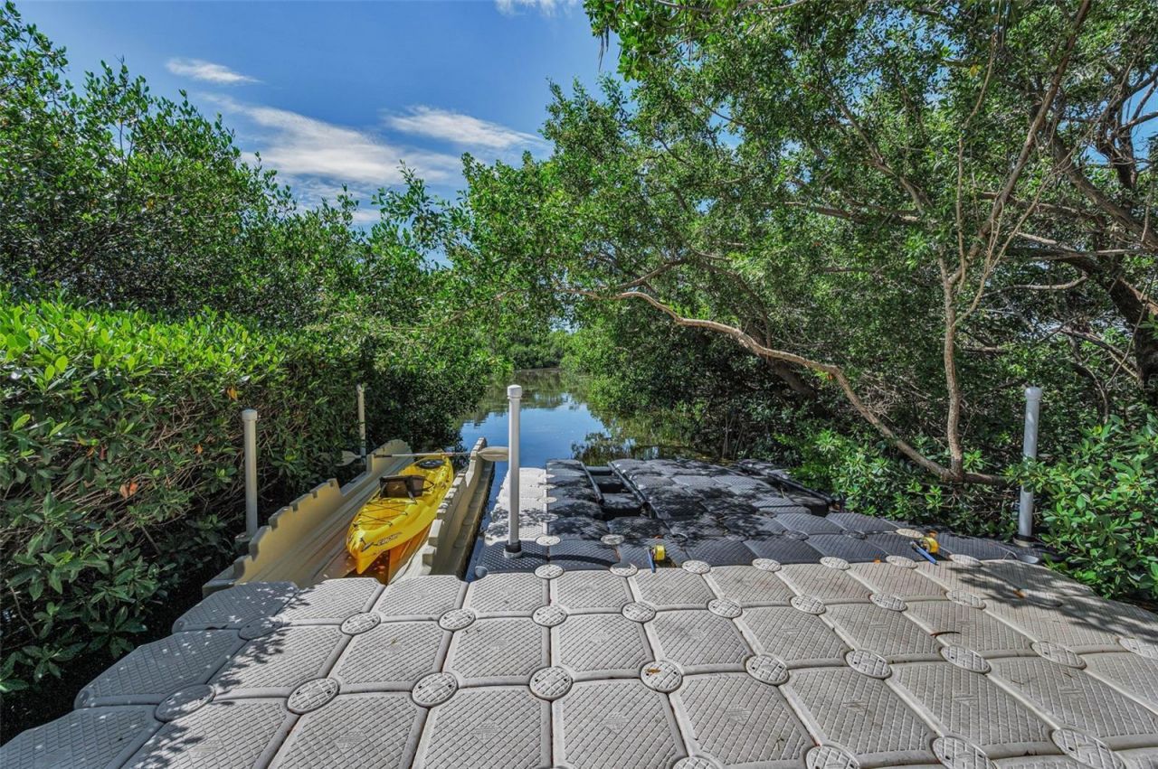 2103 N Pointe Alexis Drive, Tarpon Springs, FL 34689 Photo