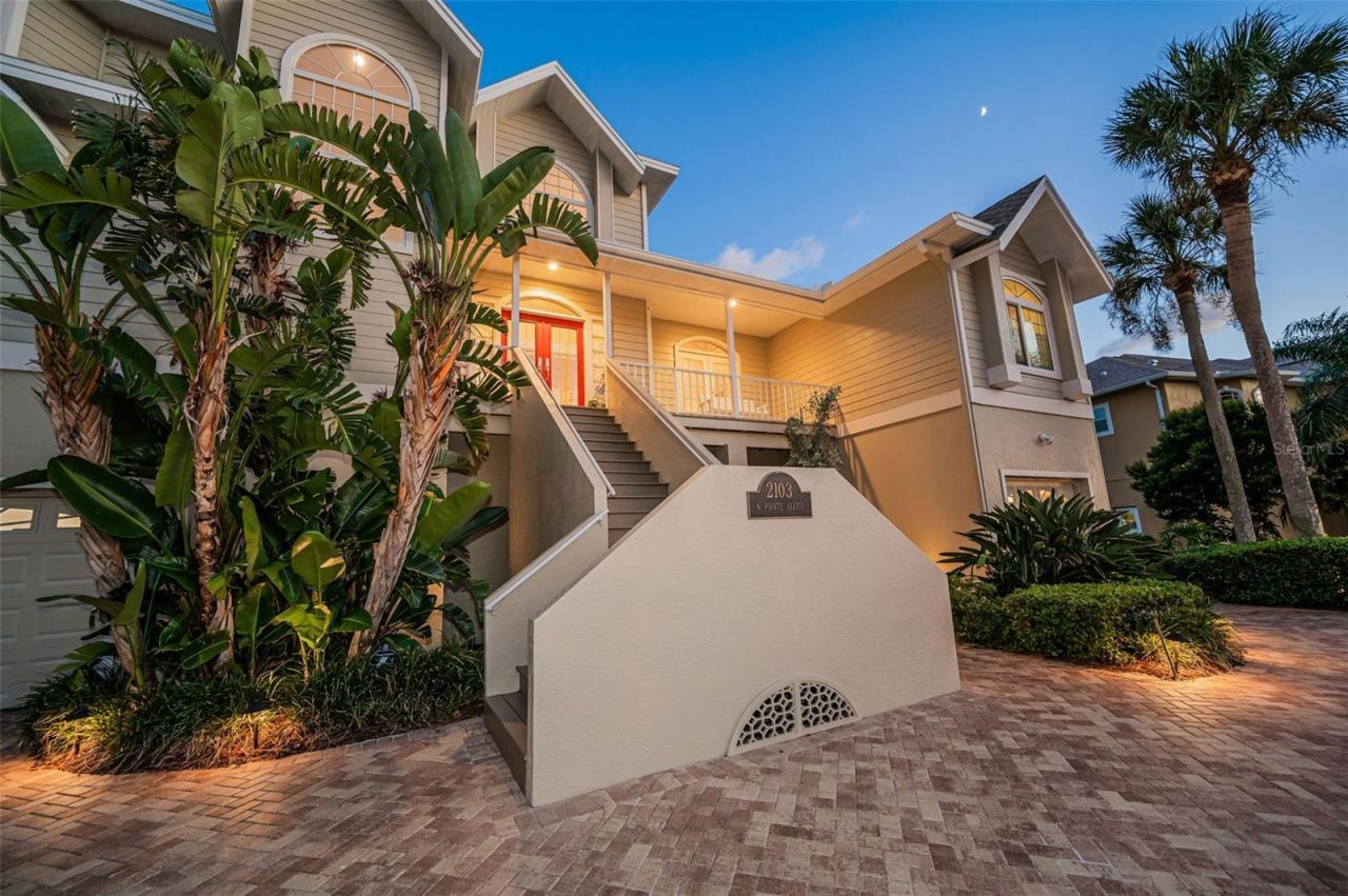 2103 N Pointe Alexis Drive, Tarpon Springs, FL 34689 Photo