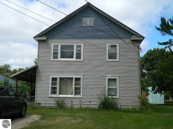 1504 Lyons Street, Mt Pleasant, MI 00000