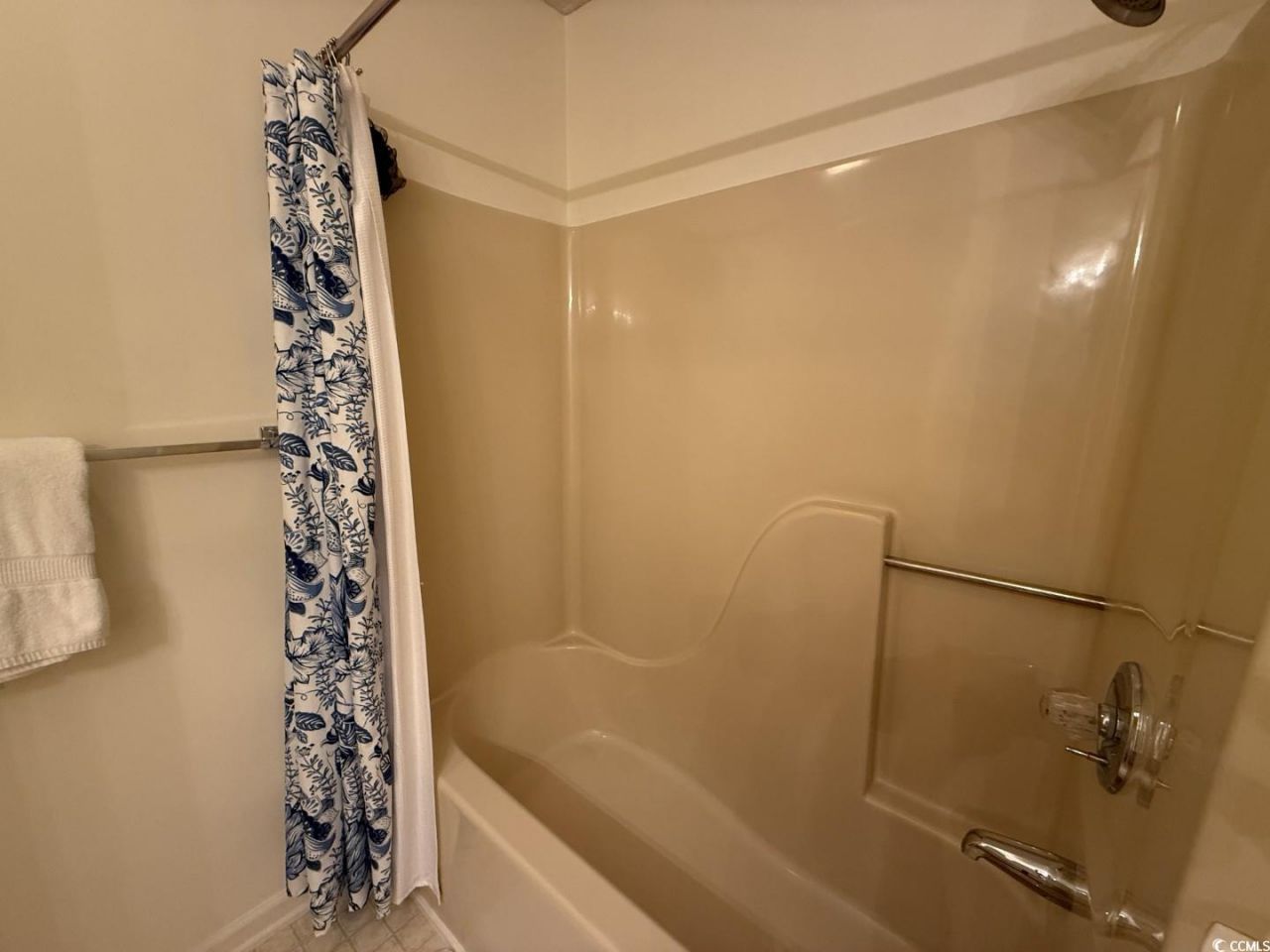 510 Fairwood Lakes Dr. Photo 10